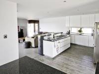 Kitchen - 14 square meters of property in Willow Acres Estate