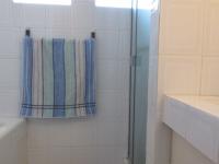 Bathroom 1 - 6 square meters of property in Greenhills