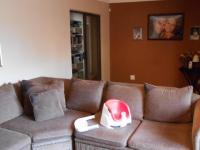 Lounges - 24 square meters of property in Dalview