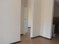 Lounges - 17 square meters of property in Mooikloof Ridge