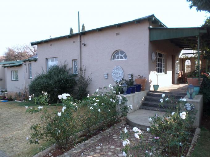 4 Bedroom House for Sale For Sale in Krugersdorp - Home Sell - MR134419