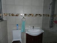 Main Bathroom - 5 square meters of property in Aerorand - MP