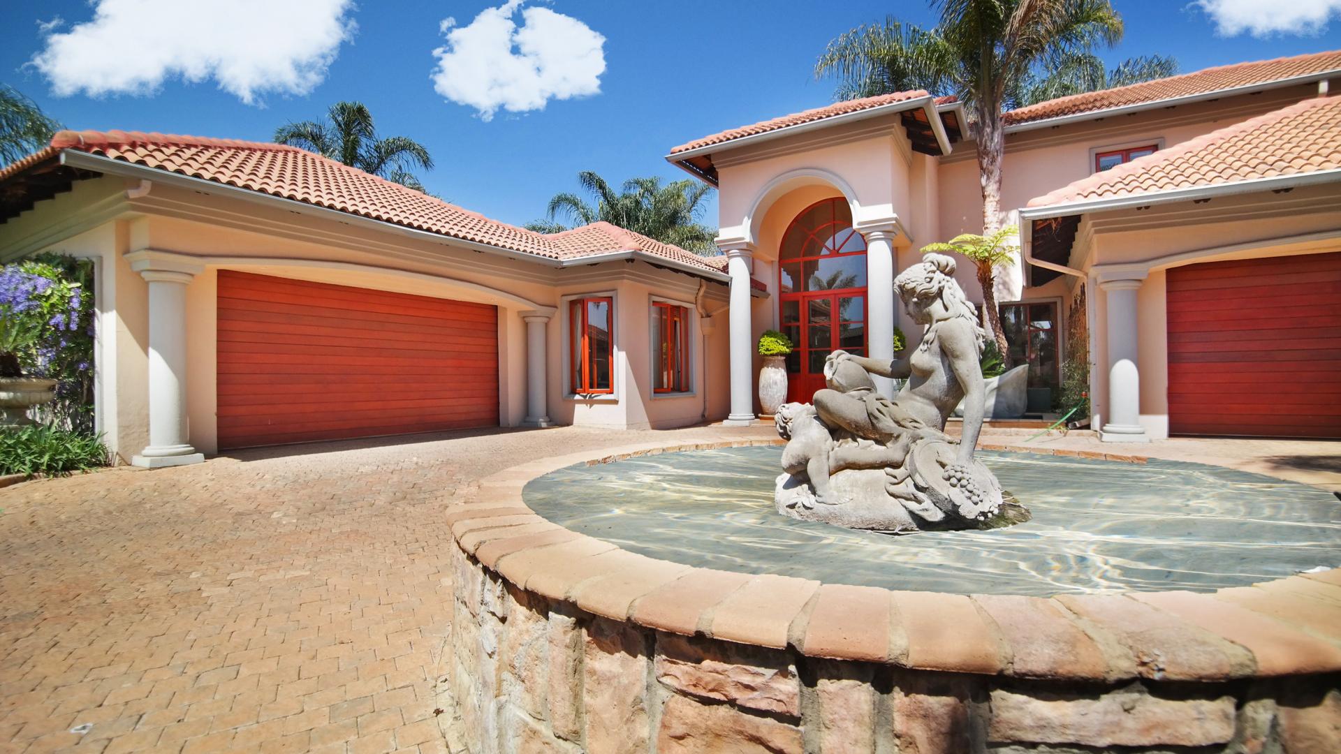 Front View of property in Woodhill Golf Estate