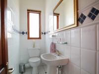 Guest Toilet - 3 square meters of property in Woodhill Golf Estate