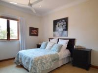 Bed Room 2 - 15 square meters of property in Woodhill Golf Estate