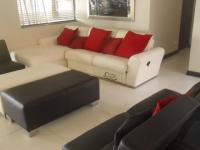 Lounges - 19 square meters of property in Pecanwood Estate