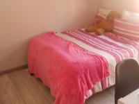 Bed Room 1 - 15 square meters of property in Pecanwood Estate