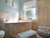 Bathroom 1 - 6 square meters of property in Silver Lakes Golf Estate