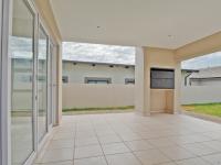 Patio - 22 square meters of property in The Meadows Estate