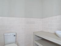 Guest Toilet - 4 square meters of property in The Meadows Estate