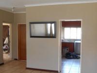Lounges - 59 square meters of property in Emalahleni (Witbank) 
