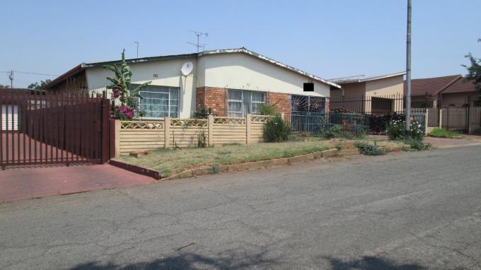 3 Bedroom House for Sale For Sale in Randfontein - Home Sell - MR134809