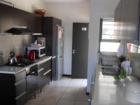 Kitchen - 11 square meters of property in Greenstone Hill