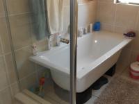 Bathroom 1 - 7 square meters of property in Greenstone Hill