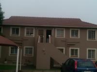 Front View of property in Glen Marais