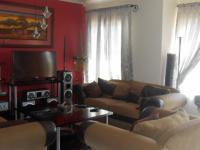 Lounges - 26 square meters of property in Rayton
