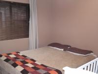 Main Bedroom - 12 square meters of property in Weltevreden Valley