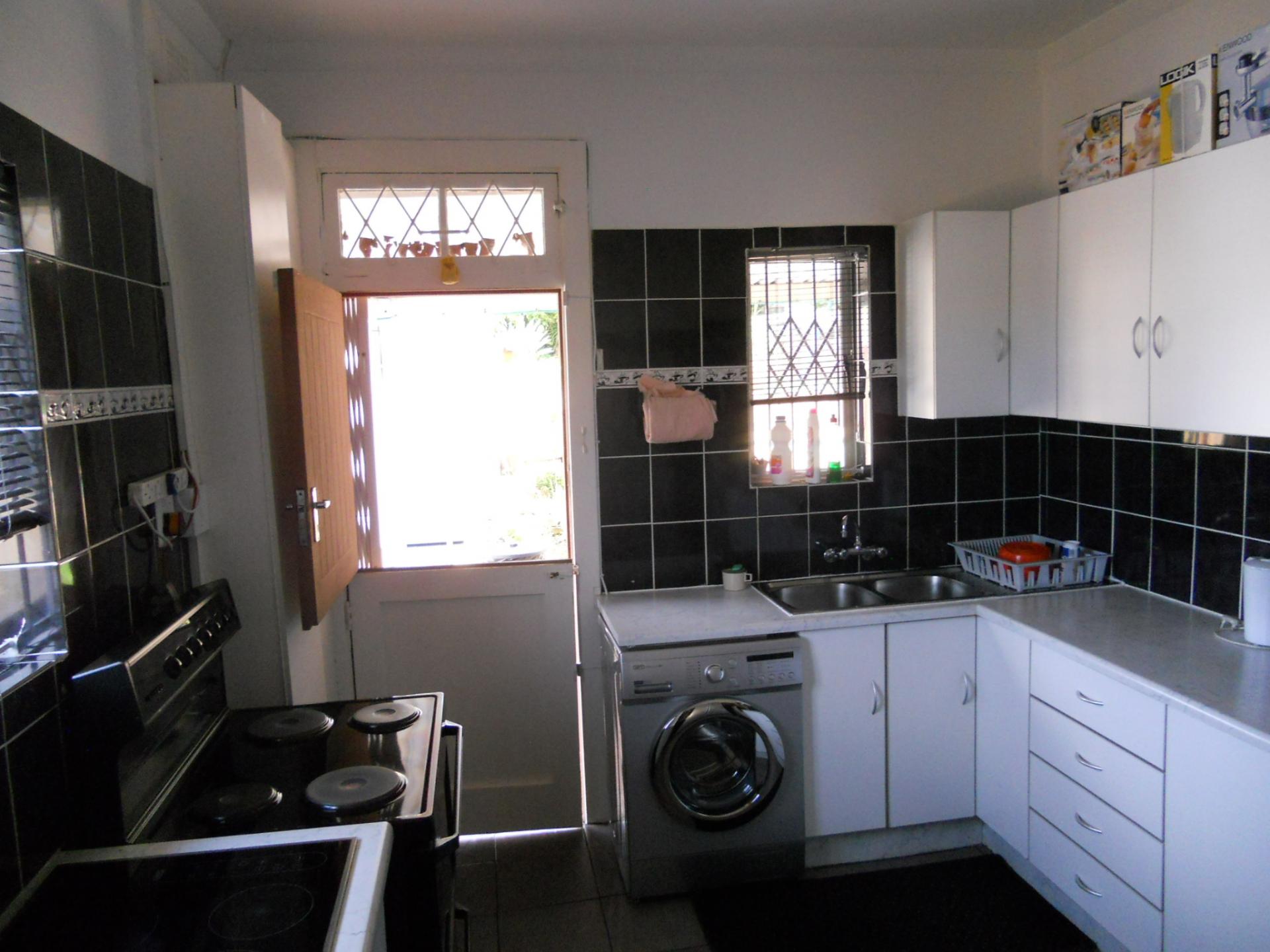 Kitchen - 14 square meters of property in Bellair - DBN