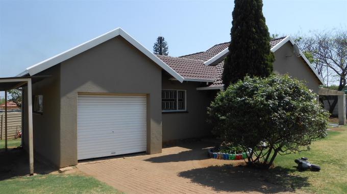 3 Bedroom House for Sale For Sale in Kempton Park - Home Sell - MR135055