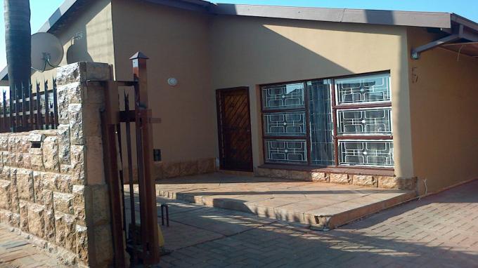 3 Bedroom House for Sale For Sale in Eersterust - Private Sale - MR135064