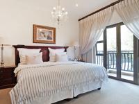 Main Bedroom - 25 square meters of property in Willow Acres Estate