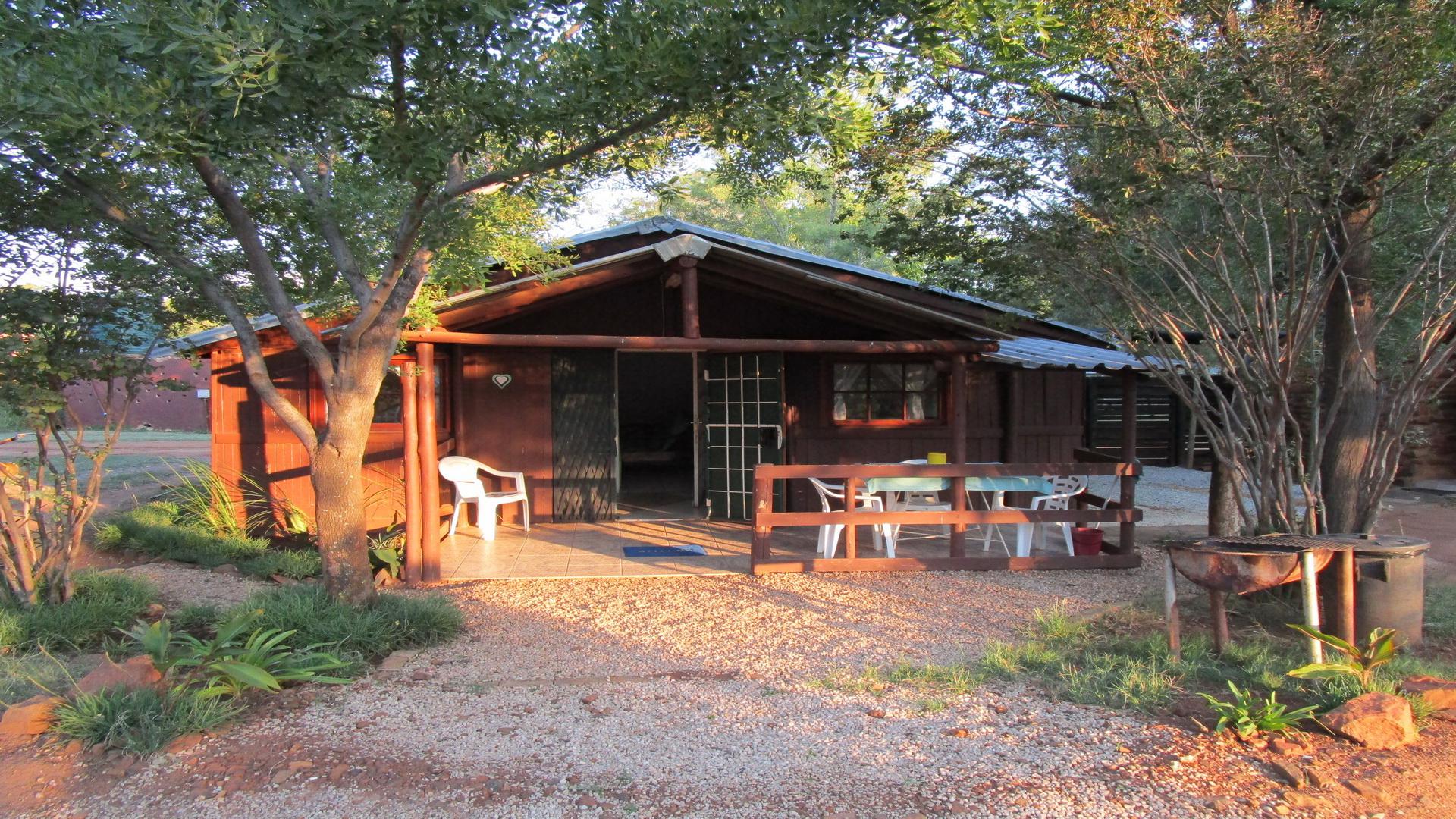Front View of property in Hartbeespoort