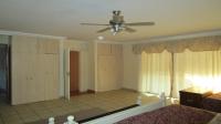 Bed Room 3 - 16 square meters of property in Hartbeespoort