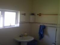 Main Bathroom of property in Merrivale