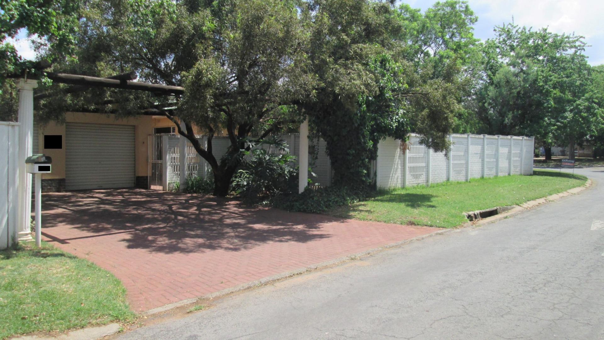 Front View of property in Vanderbijlpark