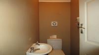 Guest Toilet - 3 square meters of property in Culturapark