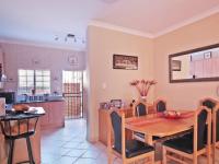 Dining Room - 11 square meters of property in The Wilds Estate