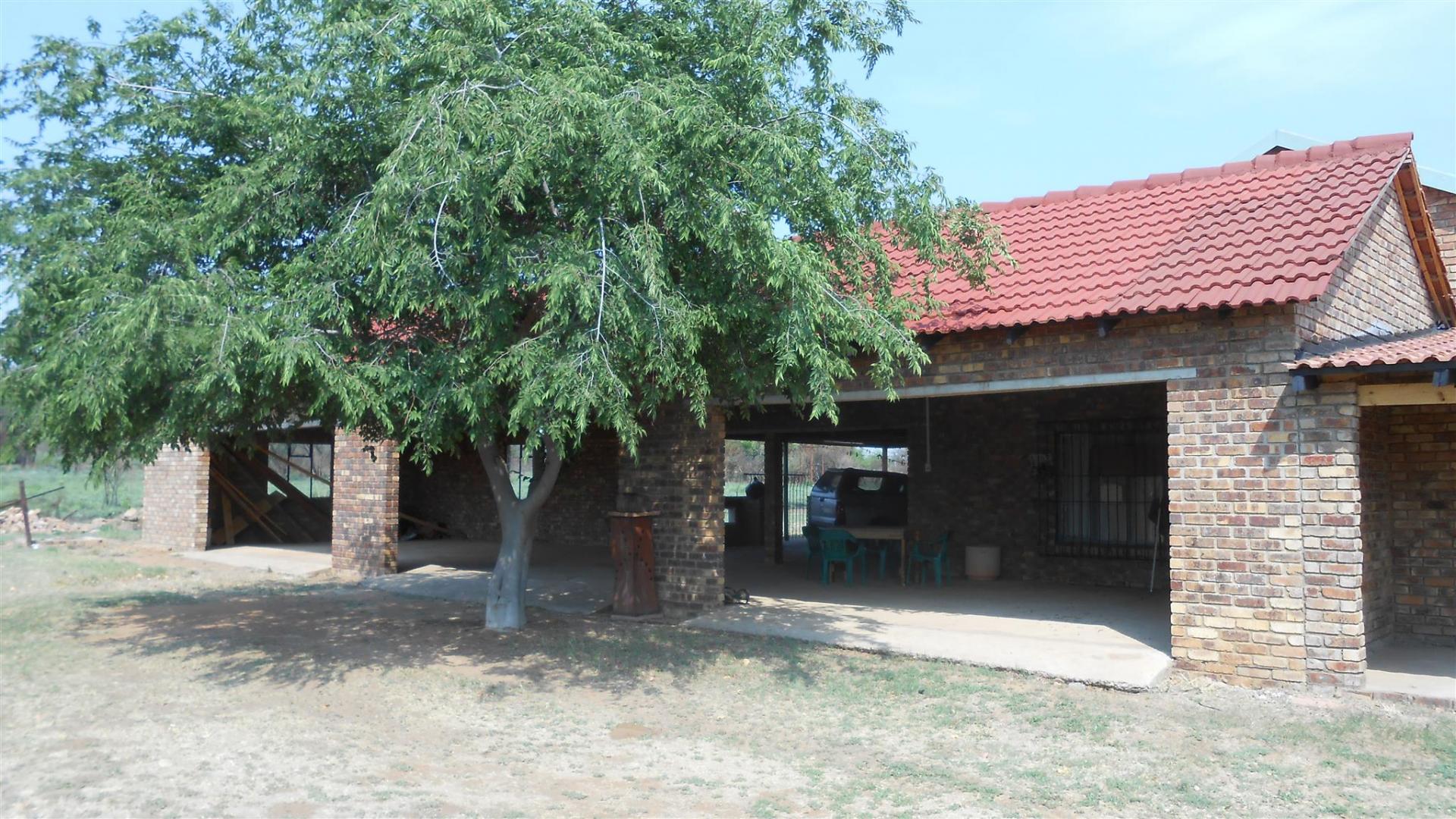 Front View of property in Pretoria Rural