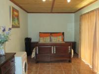 Bed Room 1 - 27 square meters of property in Flamwood