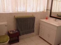 Bathroom 2 - 6 square meters of property in Flamwood