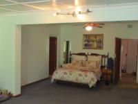 Main Bedroom - 38 square meters of property in Flamwood