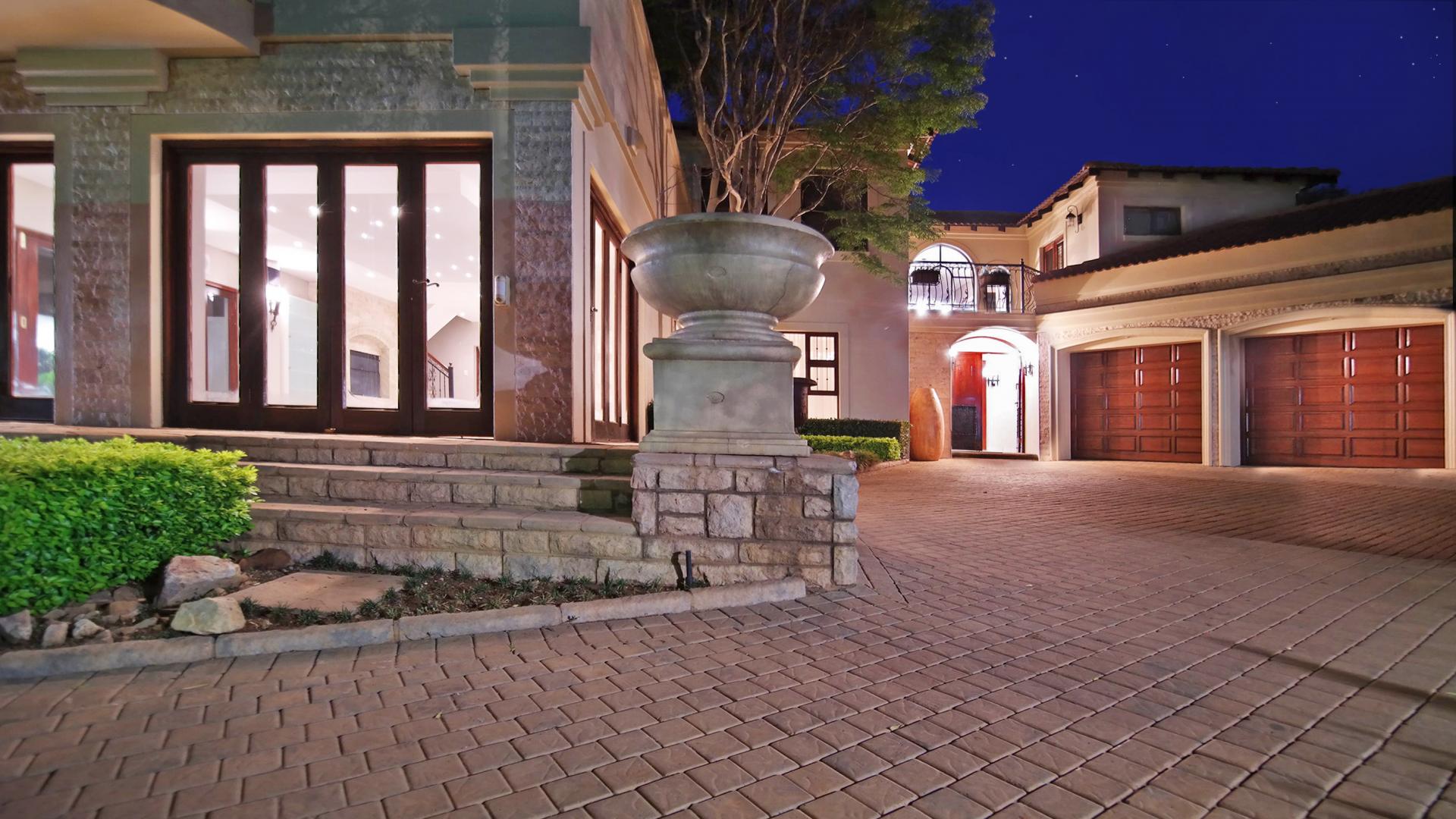 Front View of property in Boardwalk Manor Estate