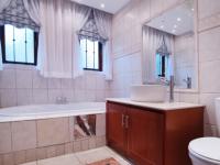 Bathroom 1 - 7 square meters of property in Boardwalk Manor Estate