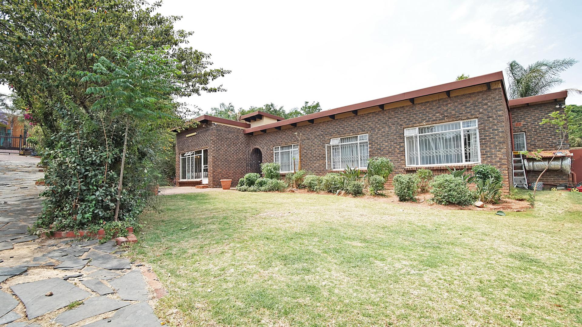 Front View of property in Waterkloof Ridge