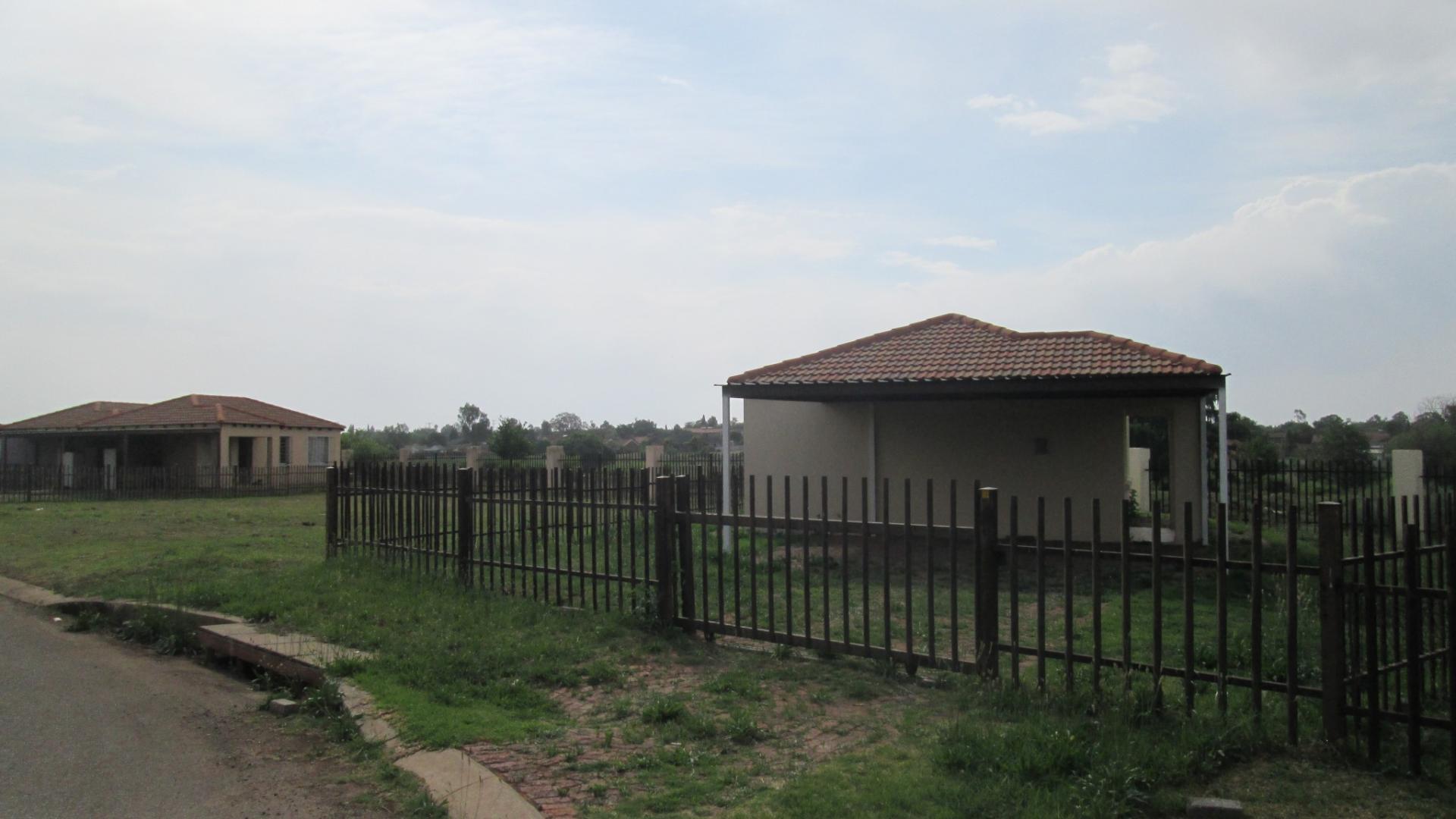 Front View of property in Bedworth Park