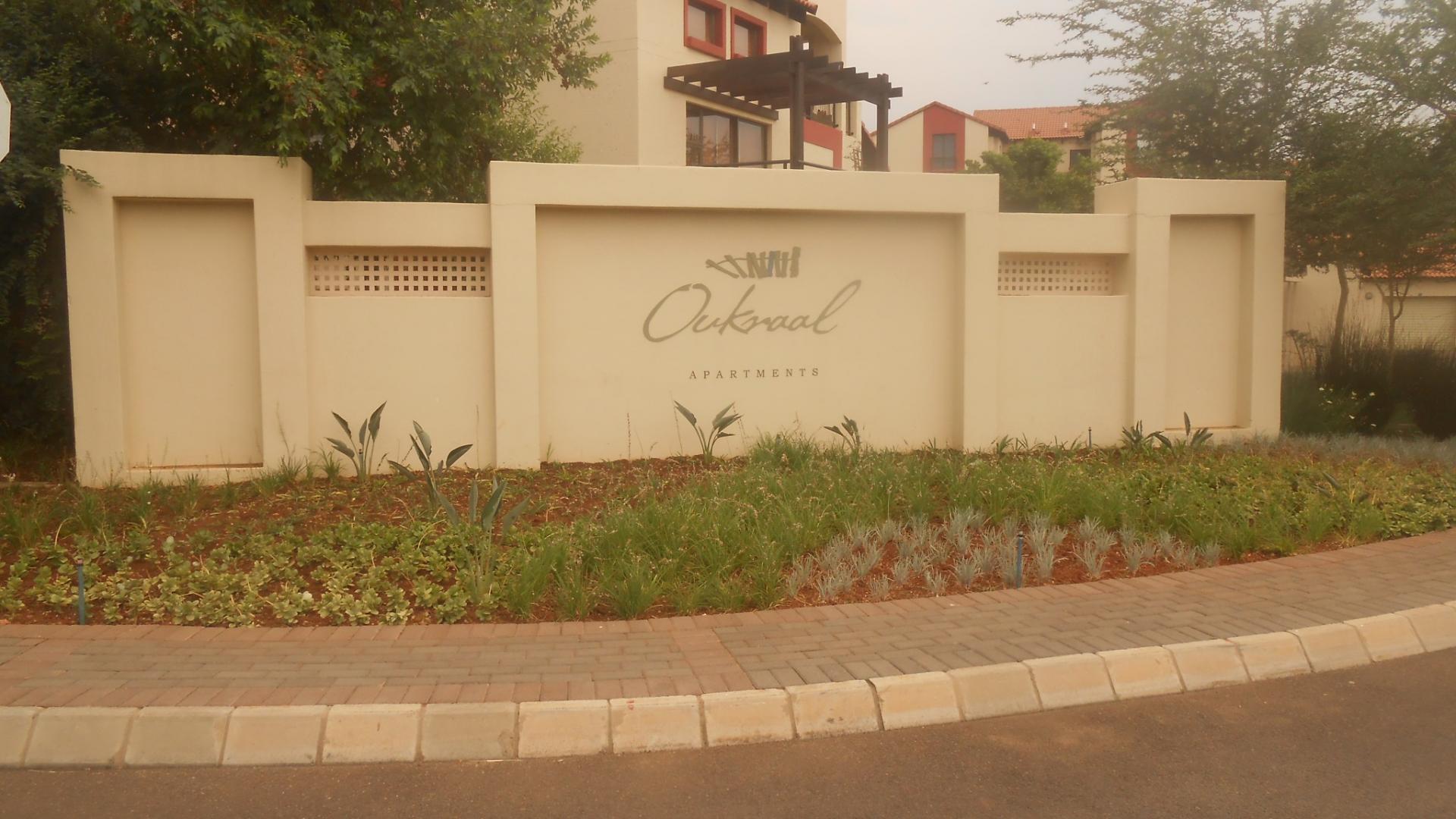 Front View of property in Silver Lakes Golf Estate