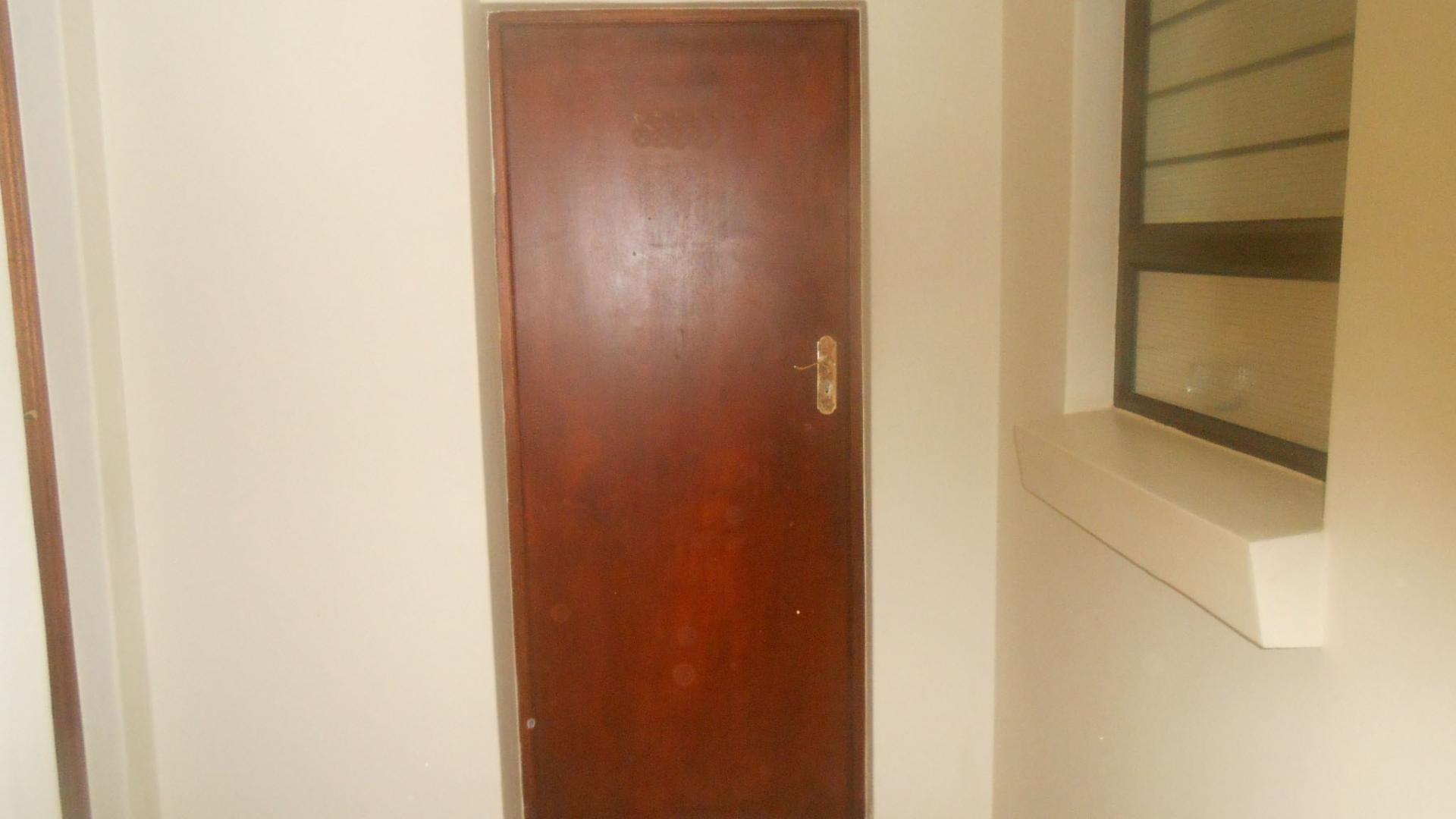 Front View of property in Silver Lakes Golf Estate