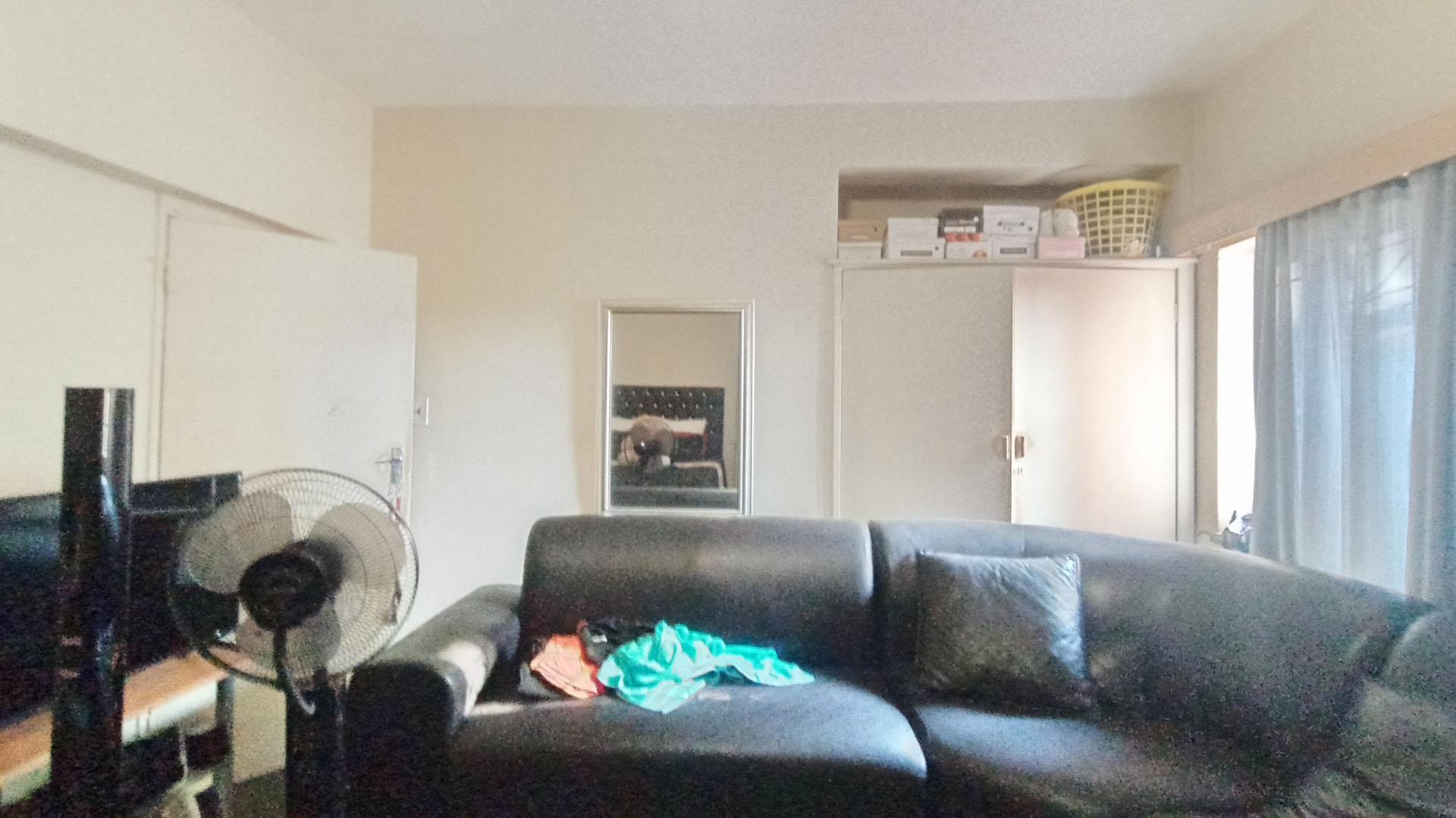 Main Bedroom - 20 square meters of property in Elandsheuwel