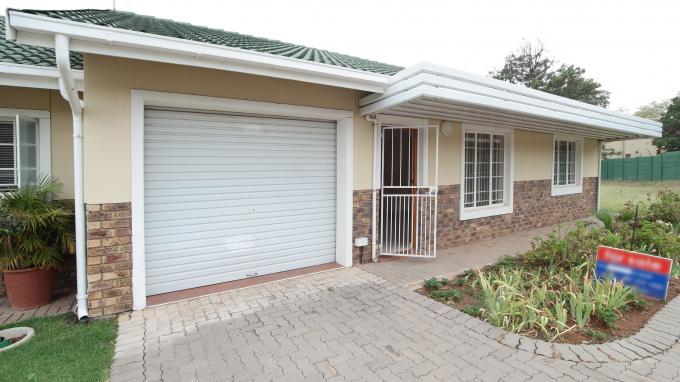 Retirement Home for Sale For Sale in Ninapark - Private Sale - MR135830