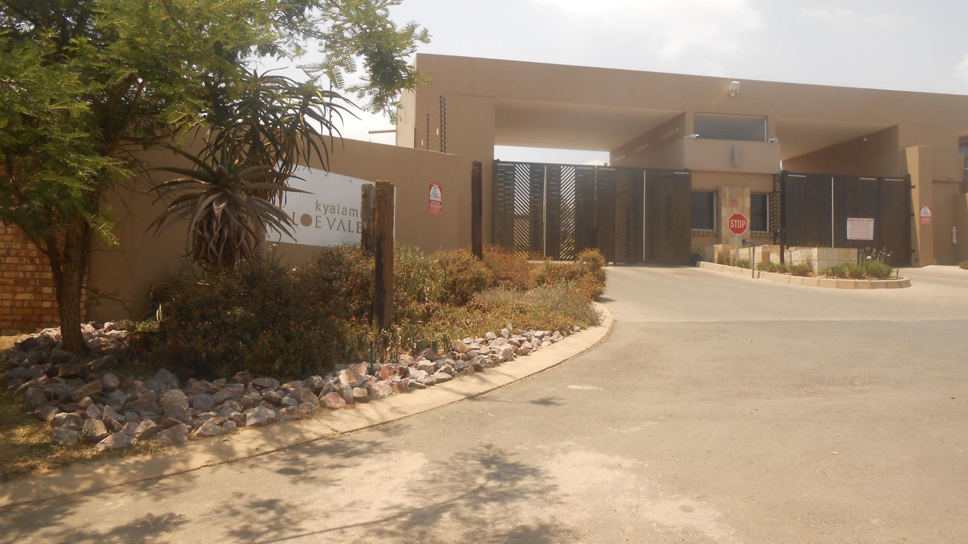 Front View of property in Midrand Estates