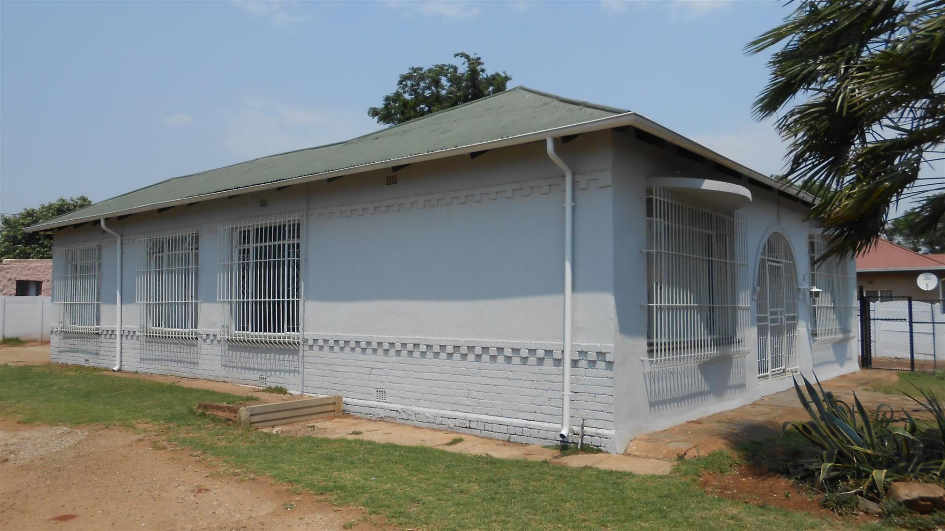 Front View of property in Brakpan