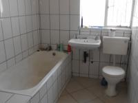 Bathroom 1 - 9 square meters of property in Brakpan