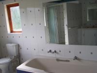 Main Bathroom - 6 square meters of property in Knysna