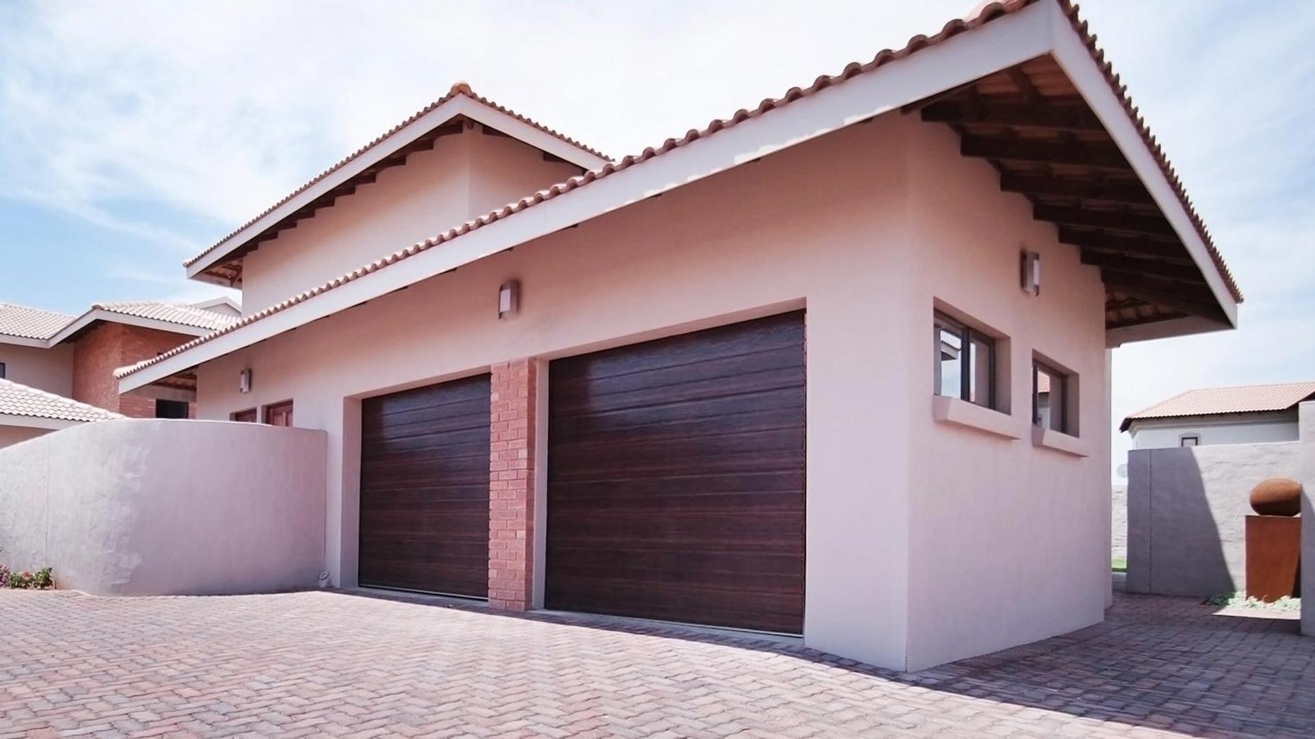 Front View of property in Six Fountains Estate