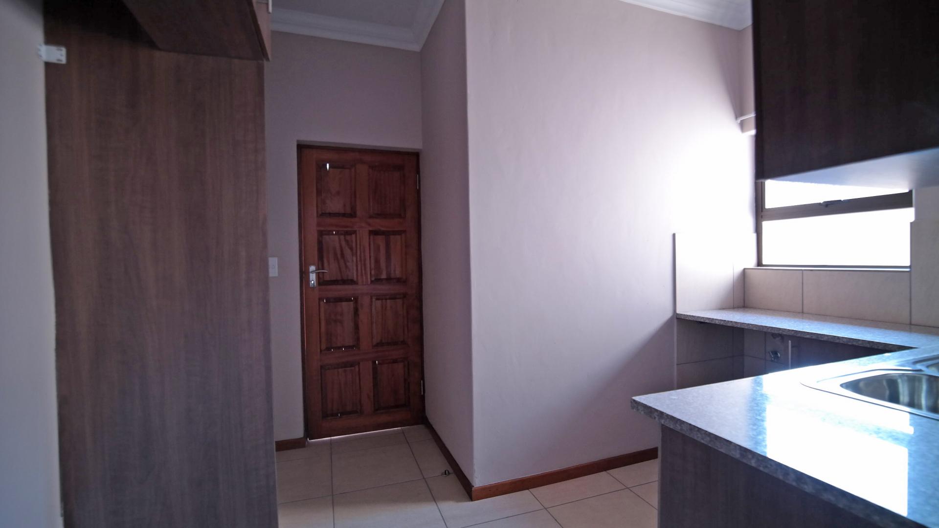 Scullery - 11 square meters of property in Six Fountains Estate