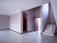 Dining Room - 19 square meters of property in Six Fountains Estate